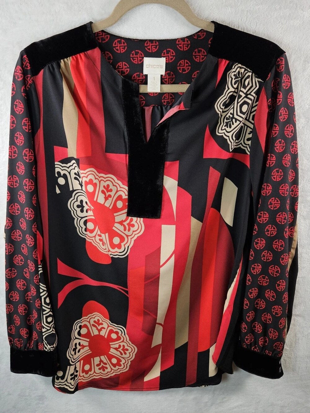 Chico's Long Sleeve Blouse Geometric Floral Black Red Women's Size Medium Artsy